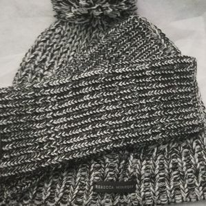 Hat and wrist warmers